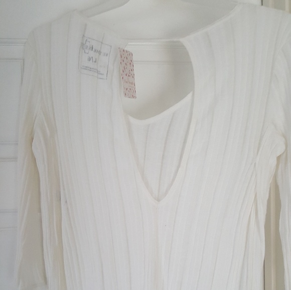 Free people ivory tunic with cut out back - Picture 2 of 3